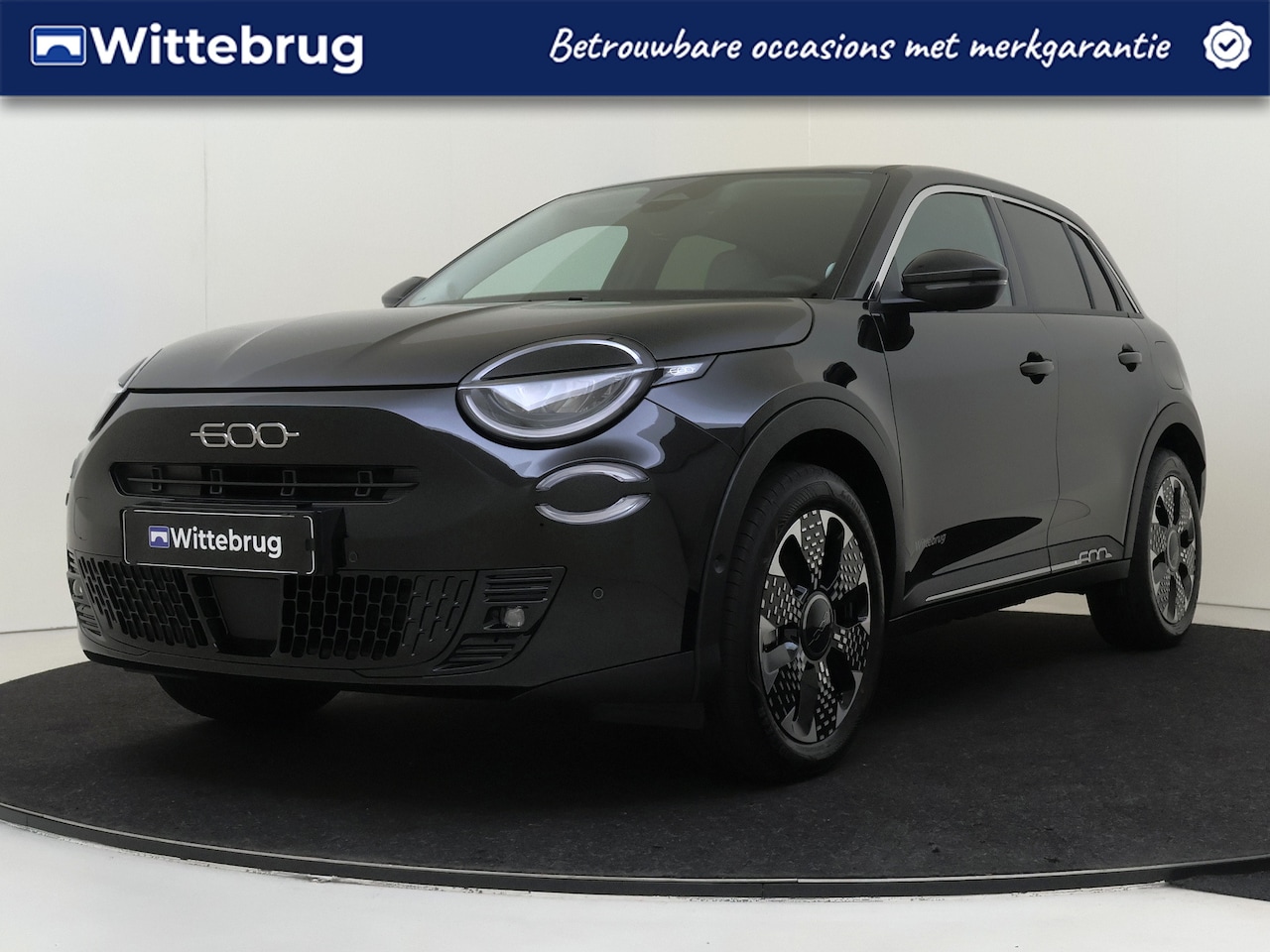 Fiat 600e - La Prima 54 kWh LUXE VERSIE ! NRM demo deal - AutoWereld.nl