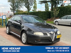 Alfa Romeo GT - 2.0 JTS Distinctive *Leder
