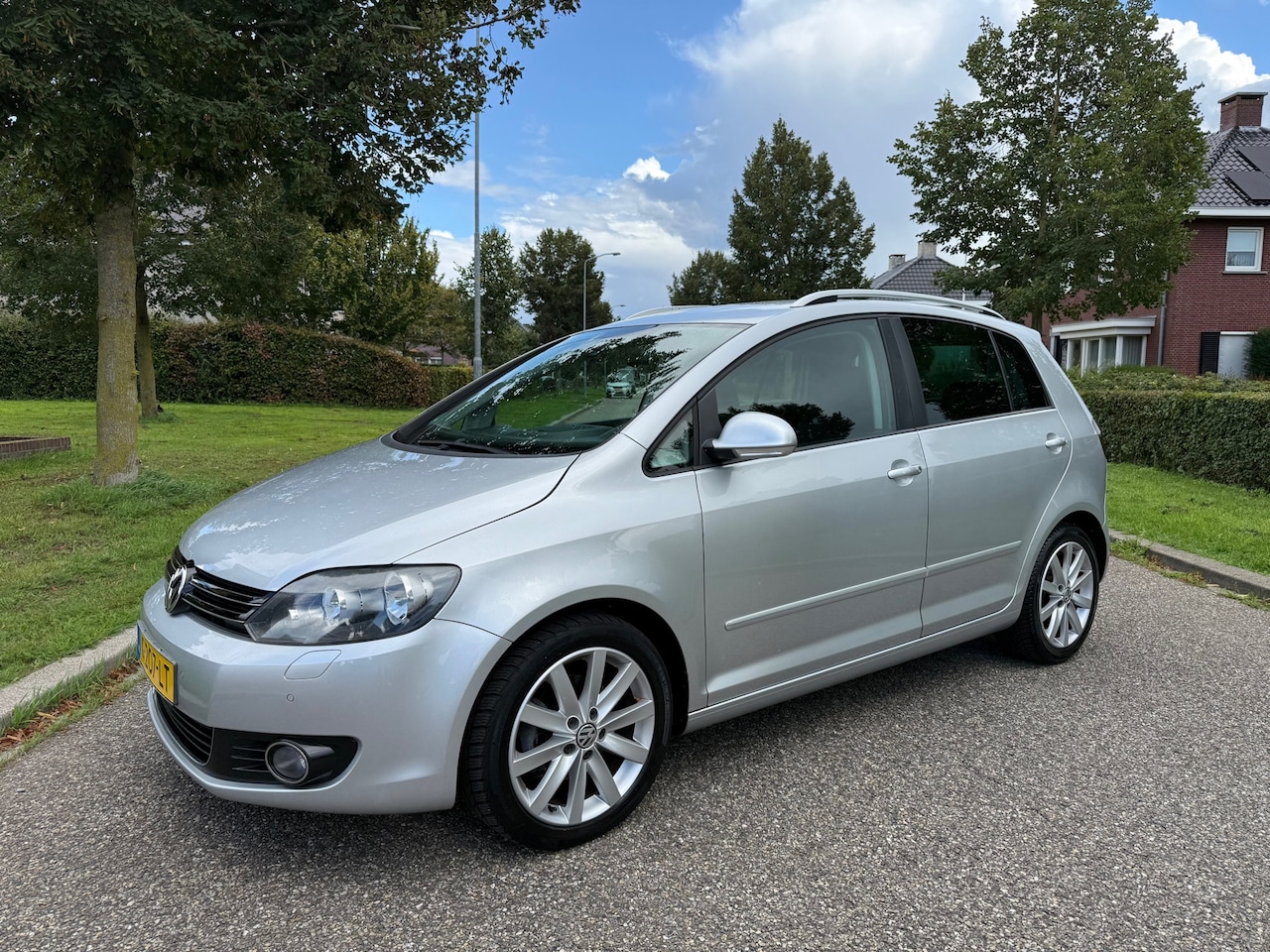 Volkswagen Golf Plus - 1.4 TSI Highline met een gereviseerde automaat bak en nieuwe mechatronic - AutoWereld.nl