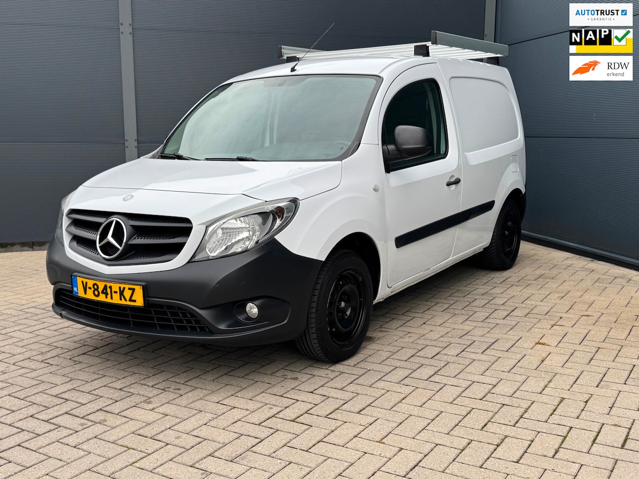 Mercedes-Benz Citan - 109 CDI BlueEFFICIENCY 109 CDI BlueEFFICIENCY, MARGE , airco , imperiaal - AutoWereld.nl