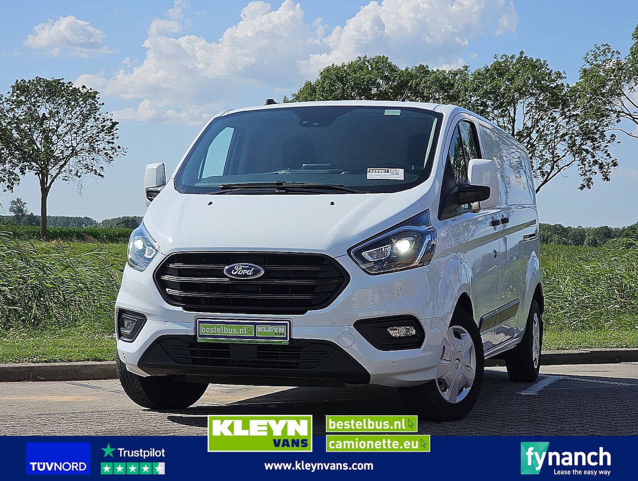 Ford Transit Custom - 2.0 L2H1 2x Schuifdeur ! - AutoWereld.nl