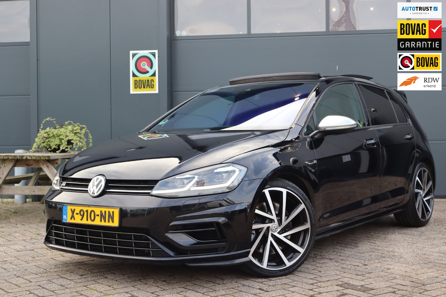 Volkswagen Golf - 2.0 TSI 4Motion R-Panoramadak-Golf 7,5 - AutoWereld.nl