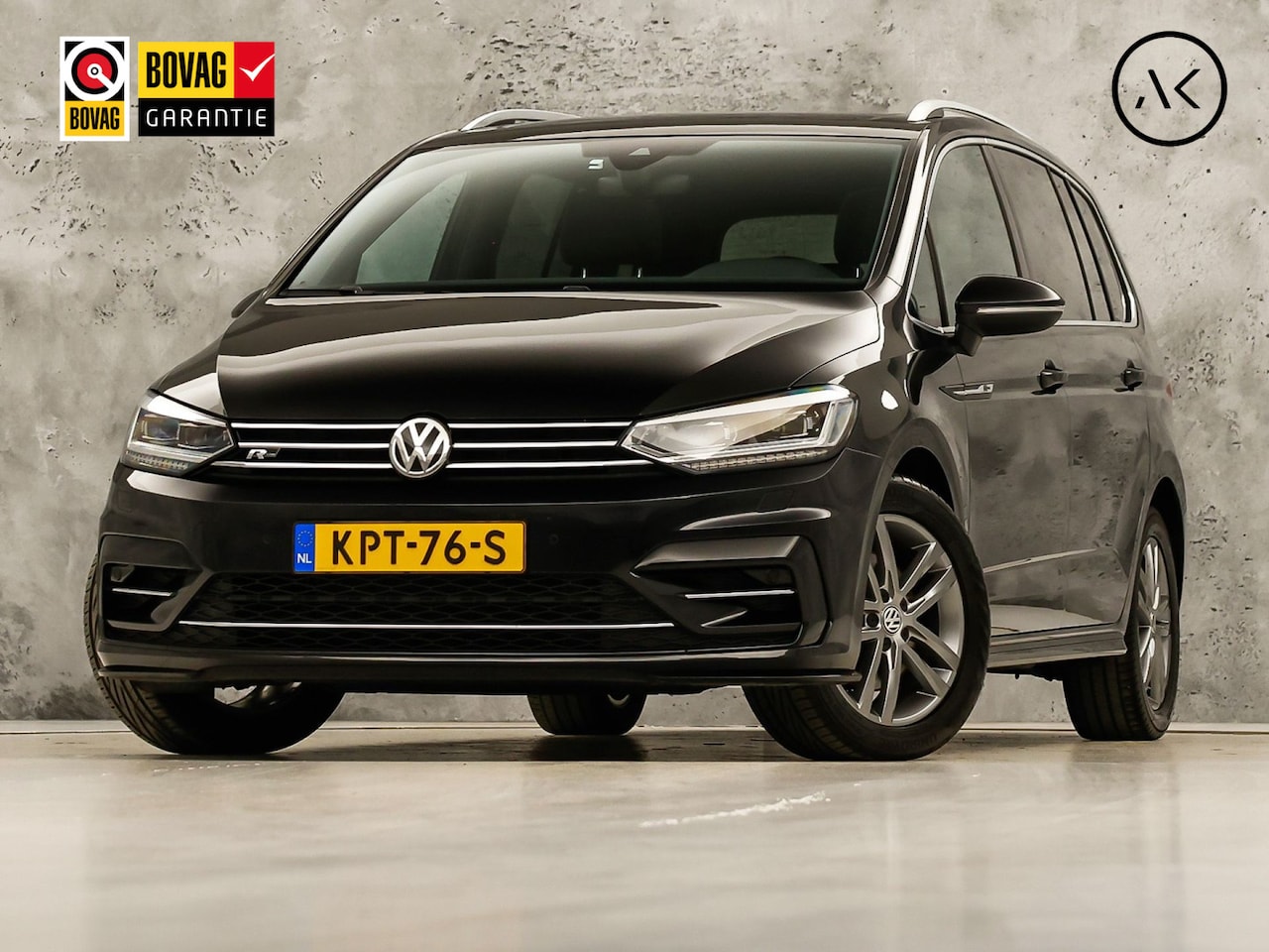 Volkswagen Touran - 1.5 TSI R-Line Sport 7 Persoons 150Pk Automaat (2X R-LINE, PANORAMADAK, LEDER, APPLE CARPL - AutoWereld.nl