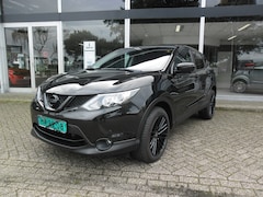 Nissan Qashqai - 1.6 N-Connecta BLACK EDITION