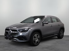 Mercedes-Benz GLA-Klasse - 180 Business Solution Luxury | PANO