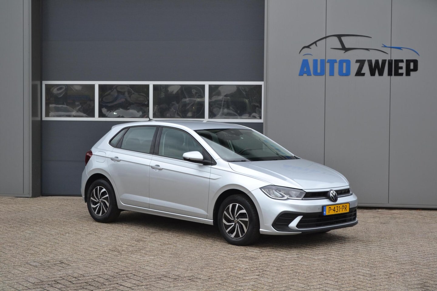 Volkswagen Polo - 1.0 TSI LifeBusiness Stoelverwarming/Acc/Pdc - AutoWereld.nl