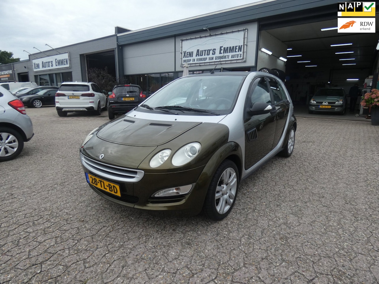 Smart Forfour - 1.1 pulse|5 Deurs|Airco|LM-Velgen.. - AutoWereld.nl