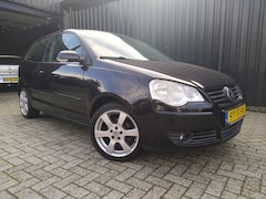 Volkswagen Polo - 1.4-16V Optive
