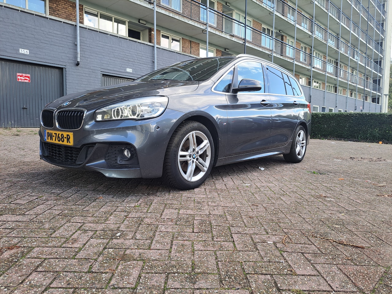 BMW 2-serie Gran Tourer - 218i High Executive M- Sport - AutoWereld.nl