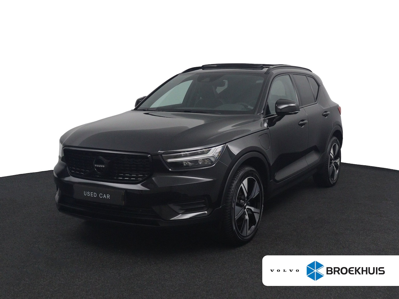 Volvo XC40 - 1.5 T4 Recharge R-Design | Trekhaak | SoH 91% | Panoramadak | Stoelverwarming | Carplay | - AutoWereld.nl
