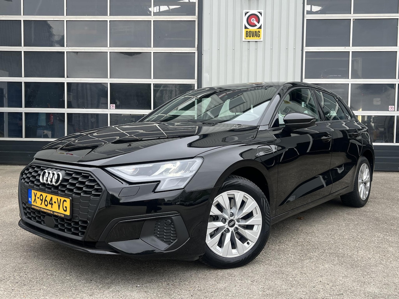 Audi A3 Sportback - 40 TFSI e Business edition 150 KW 204 pk Carplay Parkeerhulp - AutoWereld.nl