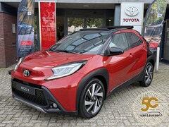 Toyota Aygo X - 1.0 VVT-i MT Envy CABRIO KEYLESS PARK-SENSOREN STOELVERWARMING APPLE/ANDROID LM-VELGEN 18"