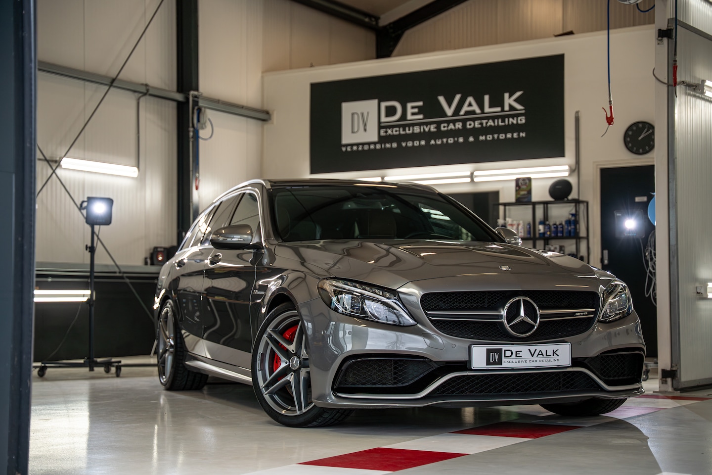 Mercedes-Benz C-klasse Estate - 63 AMG S Mercedes-Benz C-Klasse C63S AMG 510pk Van Liefhebber - AutoWereld.nl