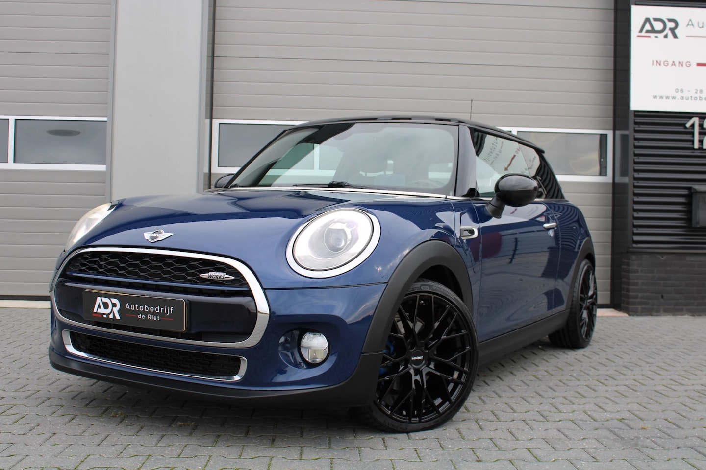MINI 3-Deurs - 1.5 Cooper|JOHN WORKS|XENON|HEADUP|NAVI|ALCANTARA|BOM VOLL - AutoWereld.nl