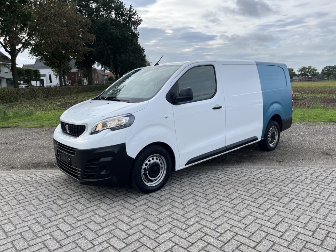 Peugeot Expert - 2.0 Blue HDI 120 Premium - AutoWereld.nl