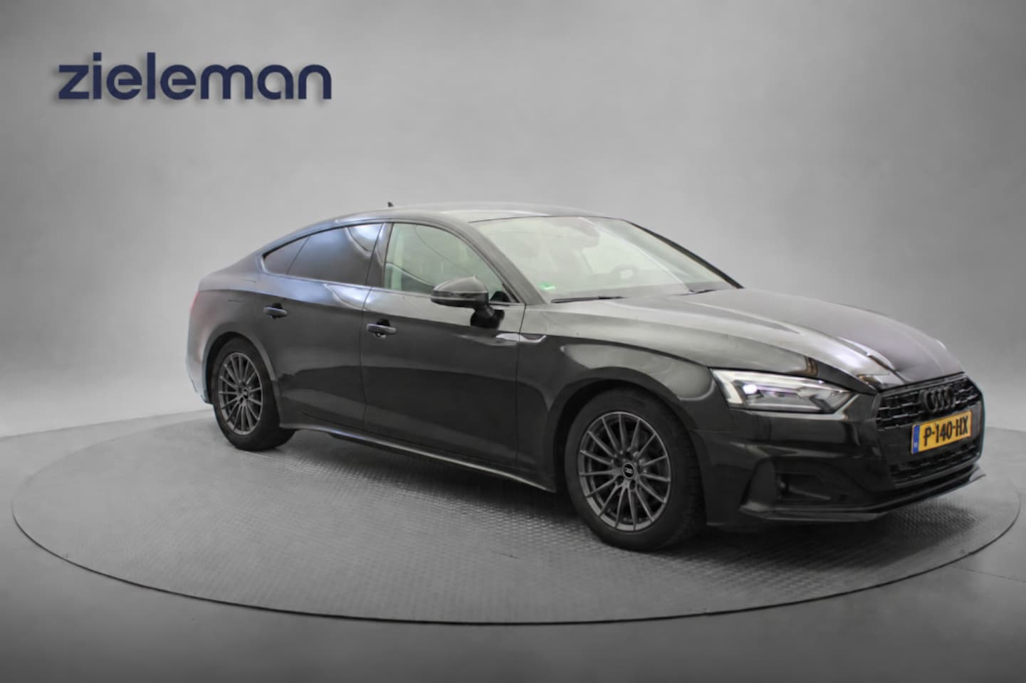 Audi A5 Sportback - 35 TFSI Pro Black Line Automaat - Carplay, Cruise, Clima, Keyless - AutoWereld.nl