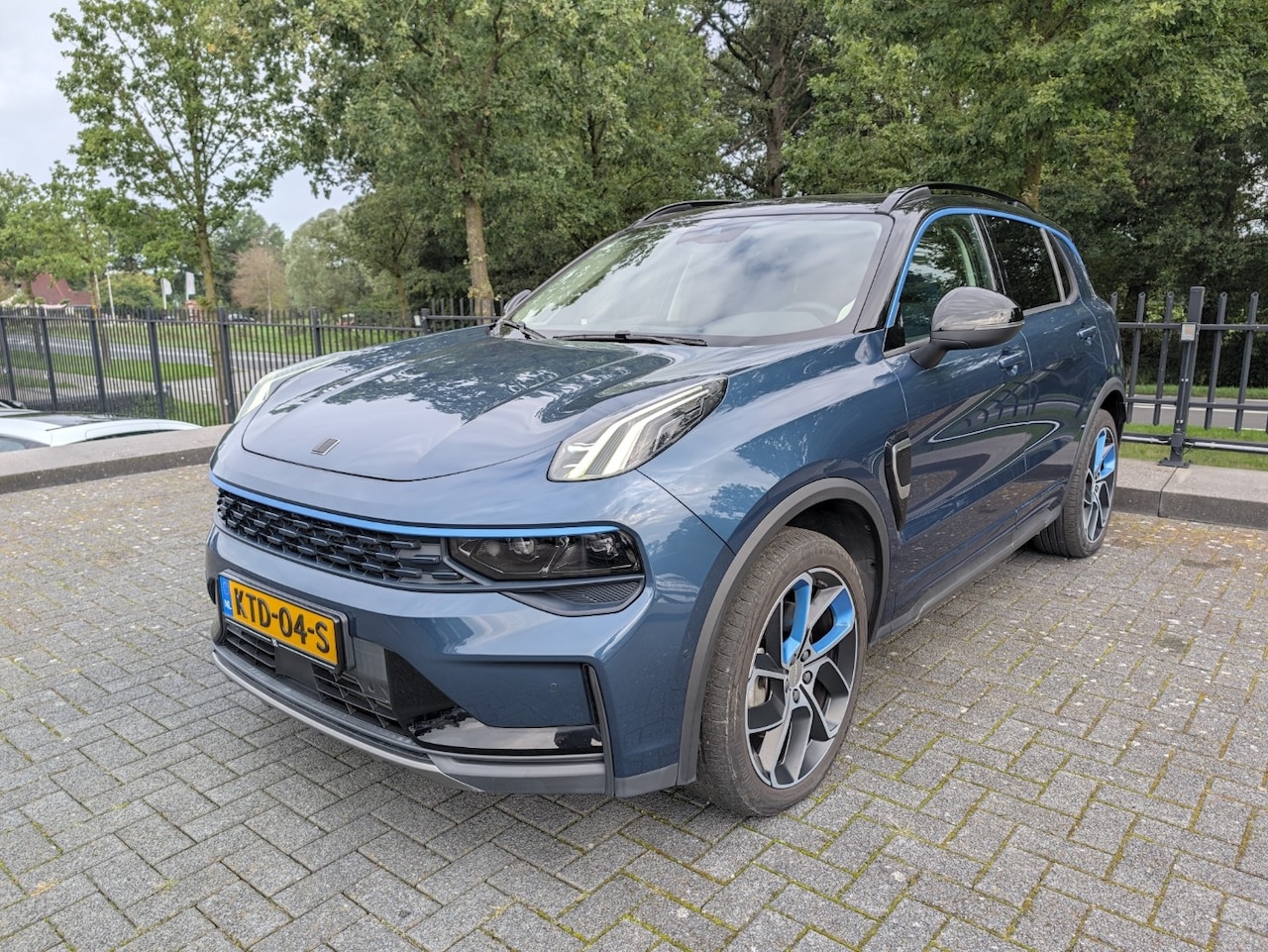 Lynk & Co 01 - 1.5 PHEV | NETTE AUTO!| Pano | Memory | 360º | Infinity | PDC | ACC | - AutoWereld.nl