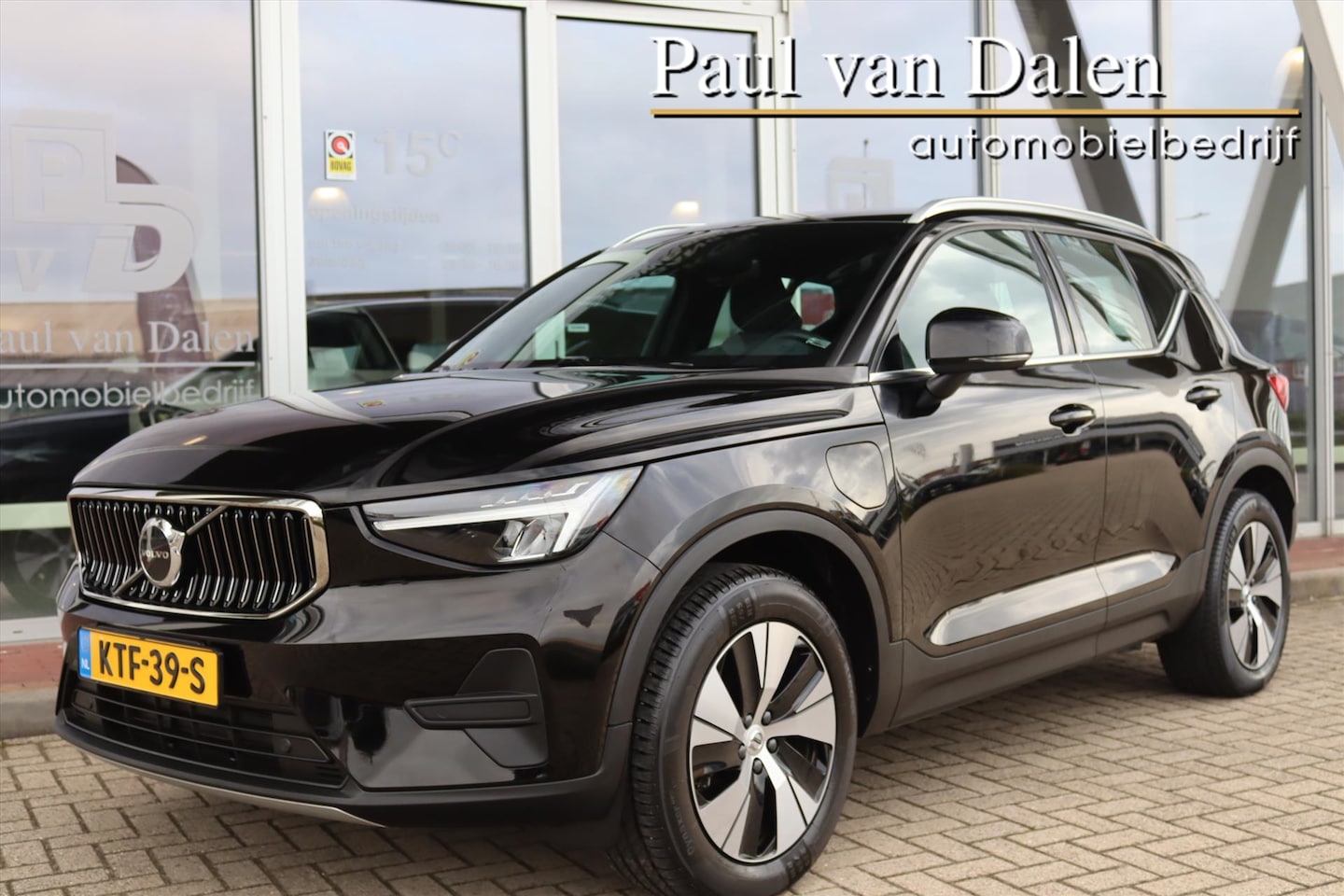 Volvo XC40 - 1.5 T4 211PK Plug-in Hybrid Plus Bright | Navi | Adapt.Cruise | Memory | Electr.Klep | Sto - AutoWereld.nl