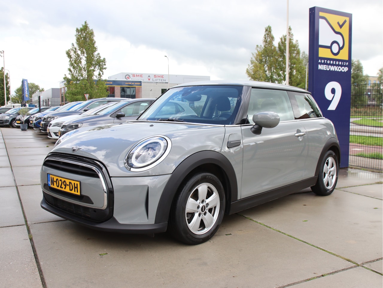 MINI 3-Deurs - 1.5 One Essential Stoelvw, Camera, Carplay, Matrix FULL LED Zomeractie! - AutoWereld.nl