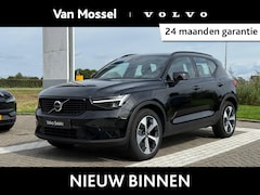 Volvo XC40 - B4 Plus Dark | Trekhaak | Harman / Kardon | Power Seats | Climate Pack |