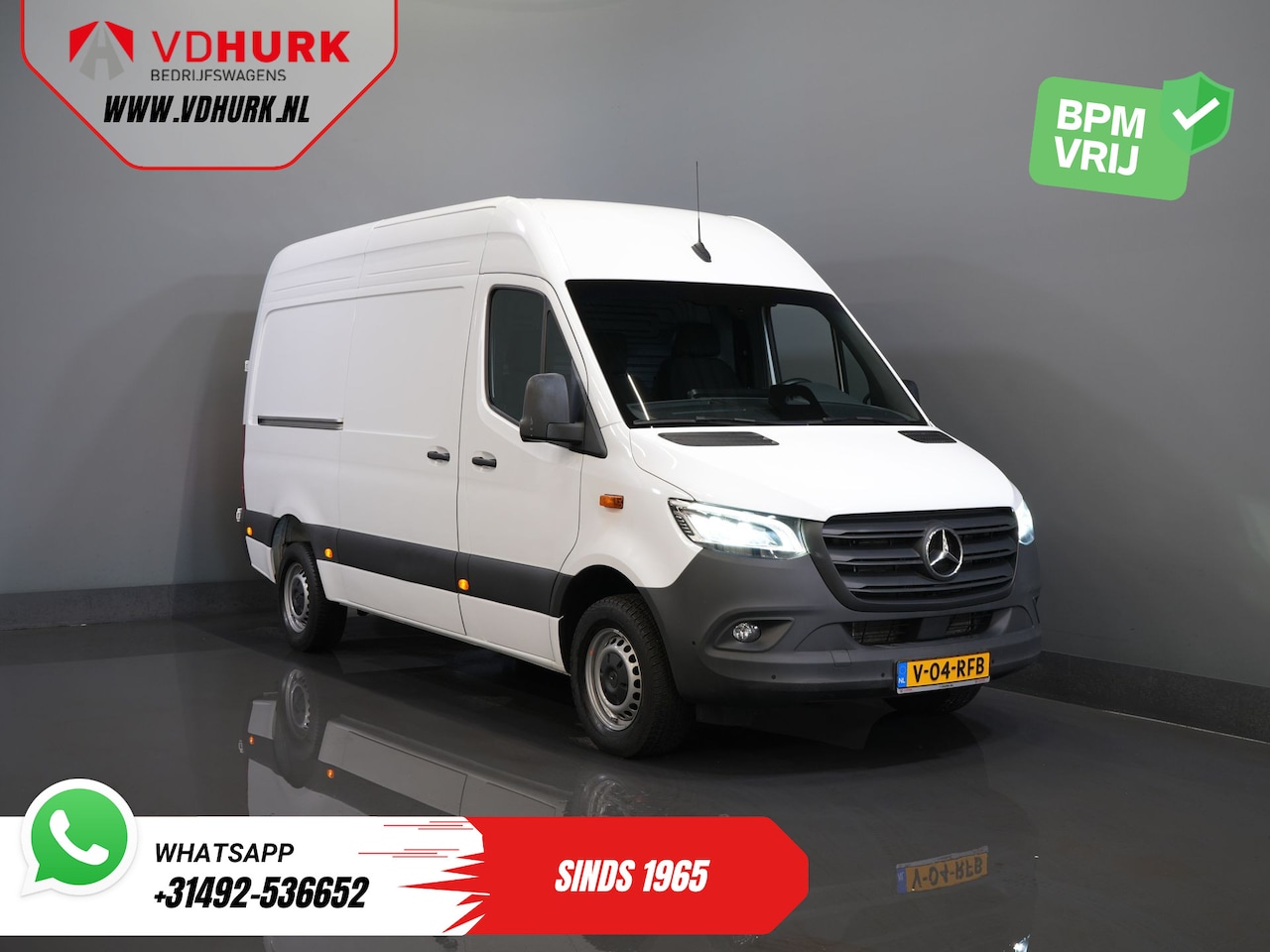 Mercedes-Benz Sprinter - 317 CDI Aut. L2H2 Gev.stoel/ 270Gr.deuren/ Stoelverw./ Cruise/ Navi/ Camera/ PDC - AutoWereld.nl
