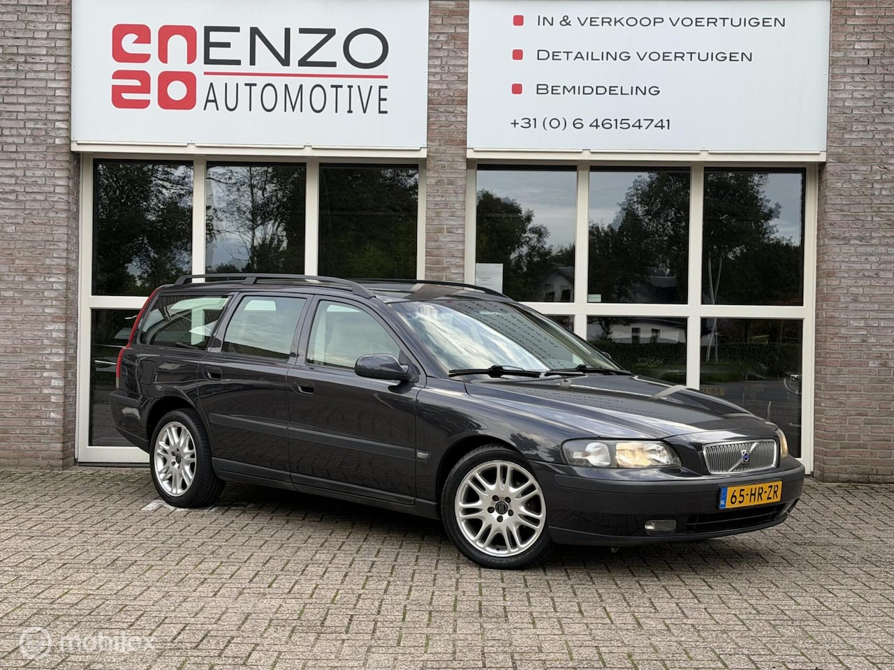 Volvo V70 - 2.4 Trekhaak Cruise NLauto NAP Youngtimer - AutoWereld.nl