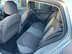 Volkswagen Golf - 1.4 TSI Highline AUTOMAAT-CRUISE-CLIMA-PDC