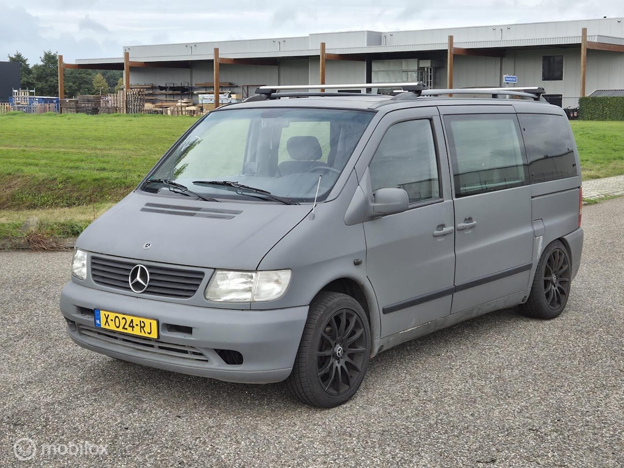 Mercedes-Benz V-klasse - 280 Ambiente Automaat Benzine 7 persoons - AutoWereld.nl