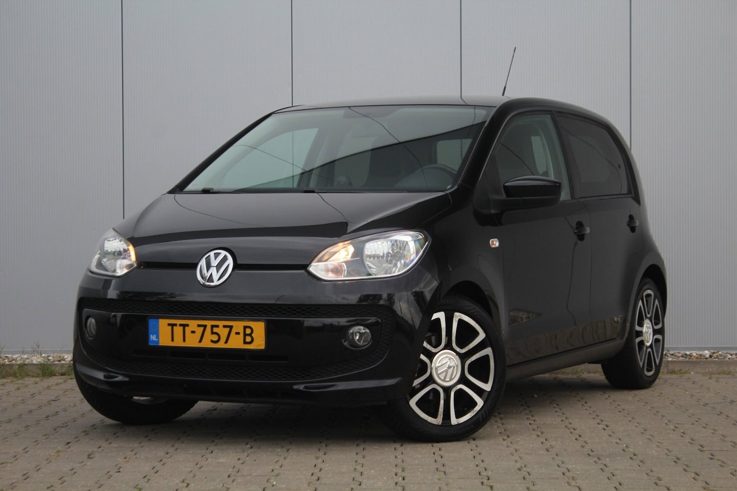 Volkswagen Up! - 1.0 move up! | 5 Deurs | Airco | Elektrische ramen | LMV | APK | - AutoWereld.nl
