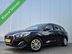 Hyundai i30 Wagon - 1.0 T-GDI COMFORT/CAMERA/TREKHAAK/LED/15''LMV/CLIMATE/CARPLAY