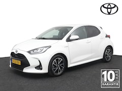Toyota Yaris - 1.5 Hybrid Style | Navigatie | Stoelverwarming | Keyless | All season banden |