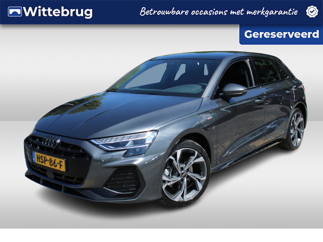 Audi A3 Sportback - 40 TFSI e 204pk S edition S-Tronic Automaat / Panorama dak / LM 18'' / Camera / App-Connec - AutoWereld.nl