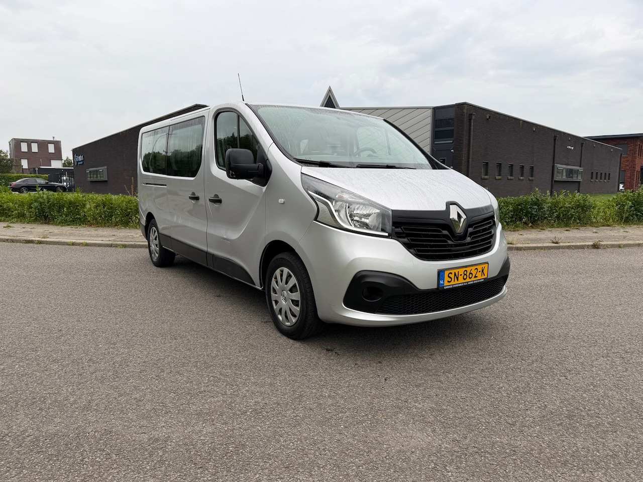Renault Trafic Passenger - 1.6 dCi Grand Authentique Energy 1.6 dCi Grand Authentique Energy - AutoWereld.nl