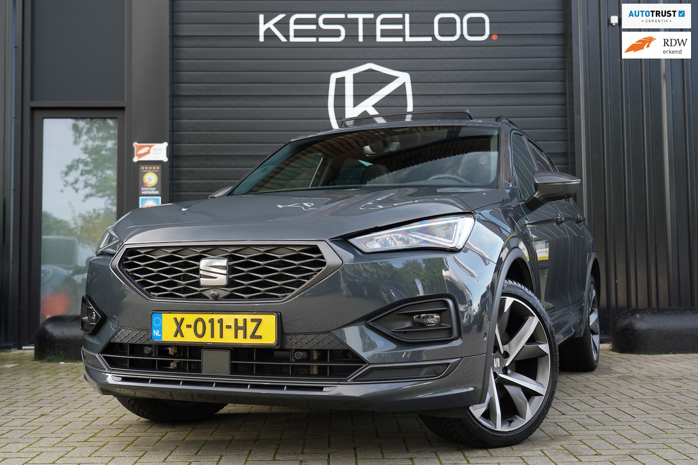 SEAT Tarraco - 1.4 TSI e-Hybrid PHEV FR Business Intense MATRIX LED/PANO/TREKHAAK/ACC/CAMERA/DODE HOEK/ST - AutoWereld.nl