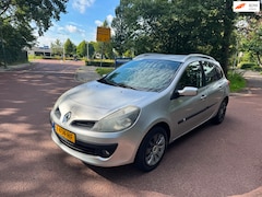 Renault Clio Estate - 1.2 TCE Corporate | Airco | Trekhaak | Centraal |