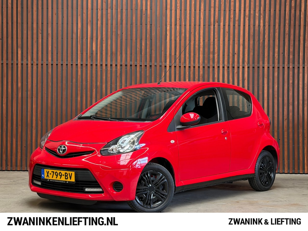 Toyota Aygo - 1.0 VVT-i 5Drs Aspiration Airco-Elek.pakket-Centr.verg.-Nwe. APK! - AutoWereld.nl