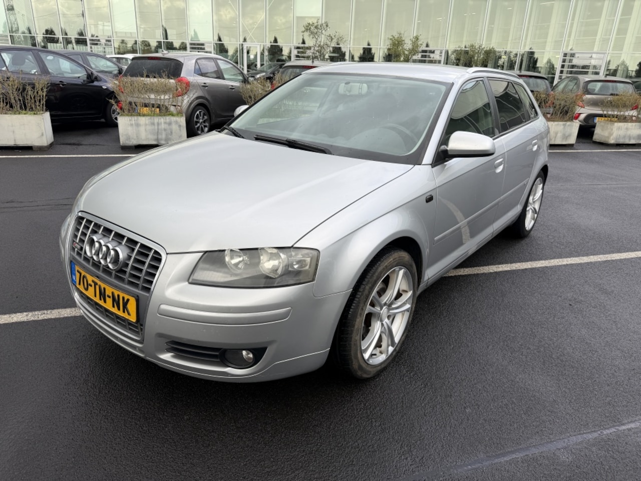Audi A3 Sportback - 1.6 FSI Ambition 1.6 FSI Ambition - AutoWereld.nl