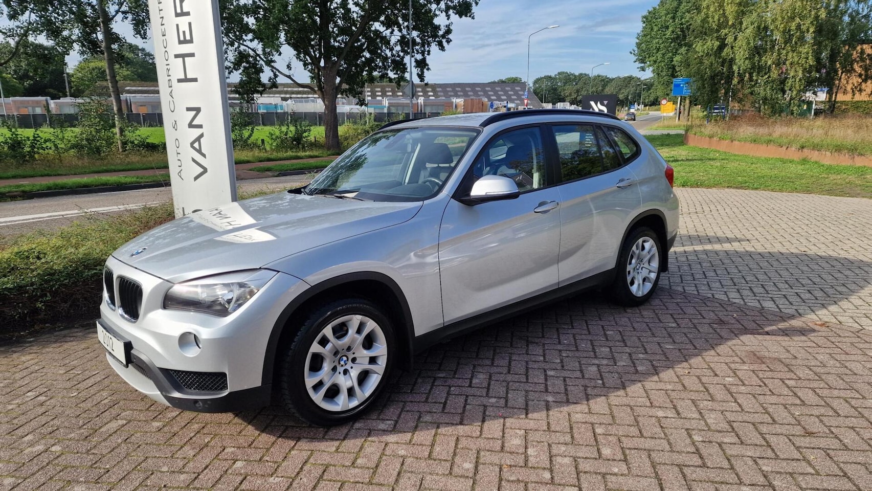 BMW X1 - 1.8 s drive/ 73180 KM 1e eig. clima en cruise control - AutoWereld.nl