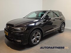 Volkswagen Tiguan - 1.5 TSI ACT Highline Business R - Panoramadak - Stoelverwarming - Apple Carplay / Android