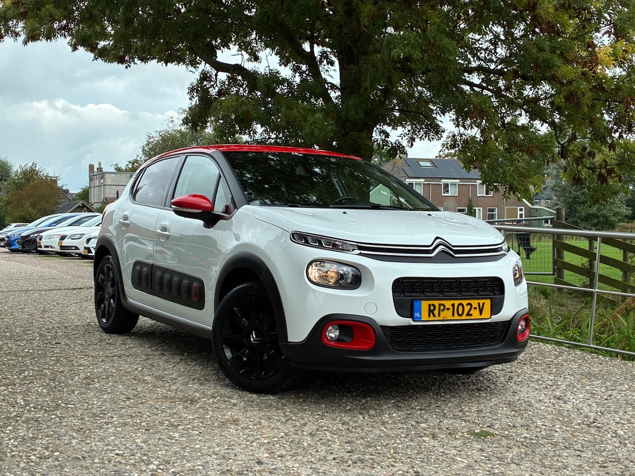 Citroën C3 - 1.2 PureTech S&S Shine | Camera + Cruise + Navi Nu € 6.975,-!!! - AutoWereld.nl