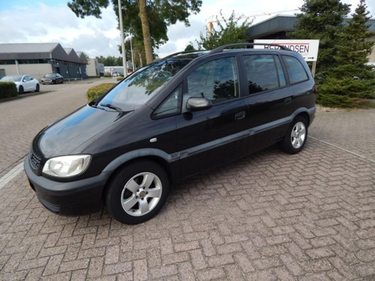 Opel Zafira - 1.6-16V Comfort 7 PERSOONS ! - AutoWereld.nl
