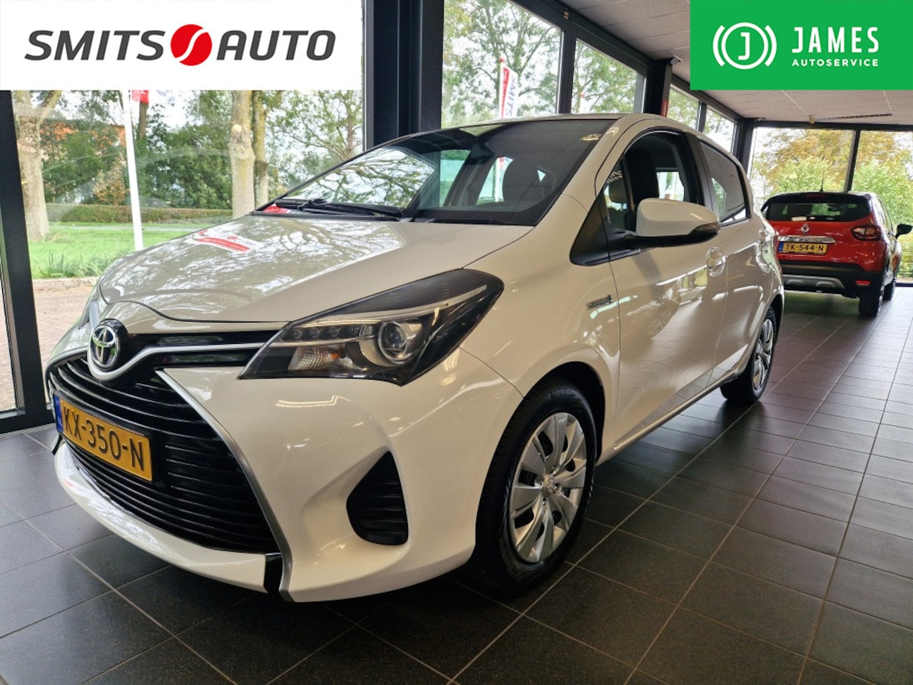 Toyota Yaris - 1.5 Hybrid | Now | 2e eignr. | Full Hybride - AutoWereld.nl