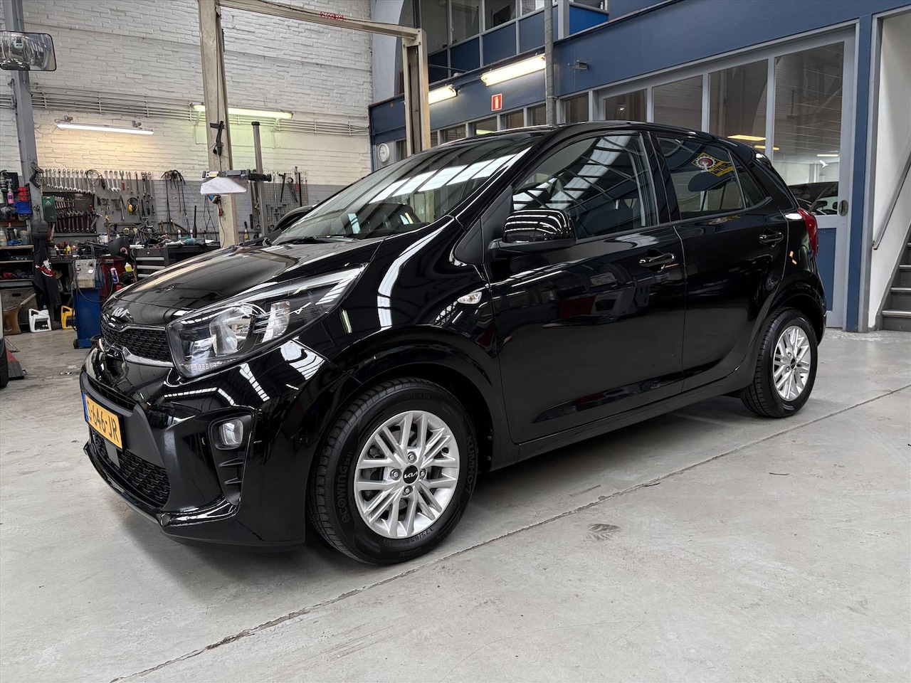 Kia Picanto - 1.0 DPi 67pk 4-zits DynamicLine | Apple carplay / Android auto | Airco | Camera | Cruise c - AutoWereld.nl