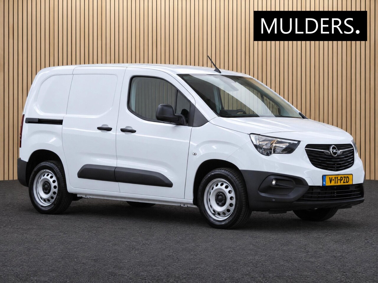 Opel Combo - 1.5 BlueHDi 130 S&S L1 | Apple Carplay / Climate / Cruise - AutoWereld.nl