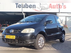 Volkswagen Fox - 1.2 Trendline | 3Drs | 175.815Km | 2007
