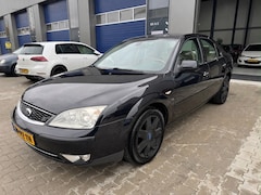 Ford Mondeo - 3.0 V6 Ghia Executive leder Airco luxe uitvoering