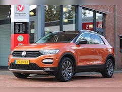Volkswagen T-Roc - 1.0 *Style* | Carplay | Adaptive Cruise & Climate Control | Navigatie | Privacy | Orig. NL