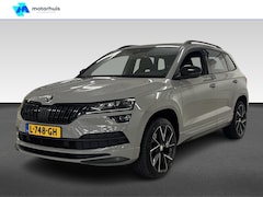 Skoda Karoq - 1.5 TSI ACT Sportline Business | Achteruitrijcamera | Apple Carplay/Android Auto|telefooni