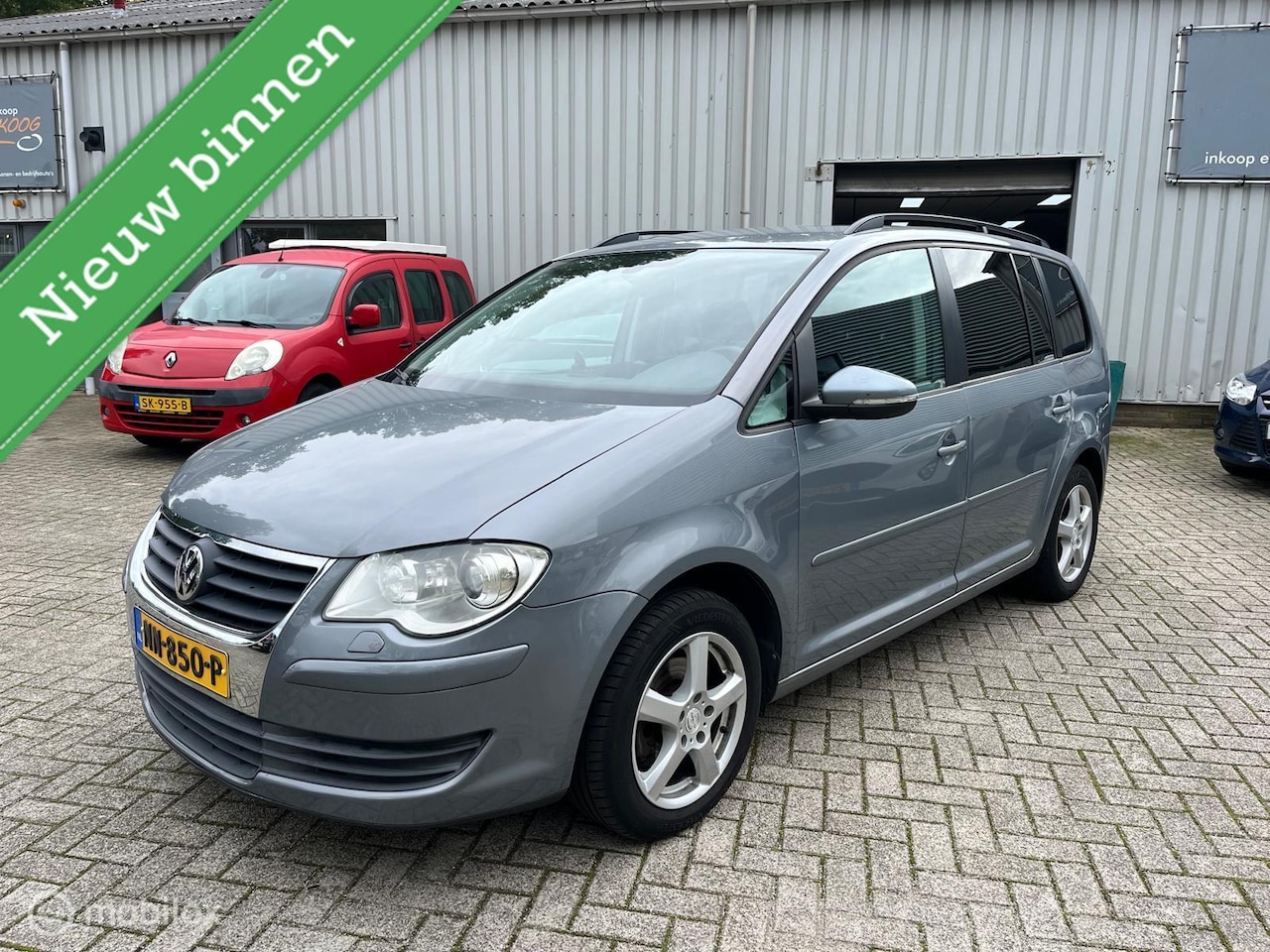 Volkswagen Touran - 1.4 TSI Highline / 7persoons / Automaat - AutoWereld.nl
