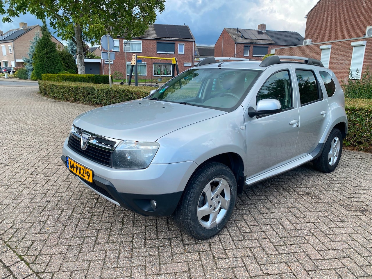 Dacia Duster - 1.6 Lauréate 1.6 Lauréate (NIEUWE A P K ) - AutoWereld.nl